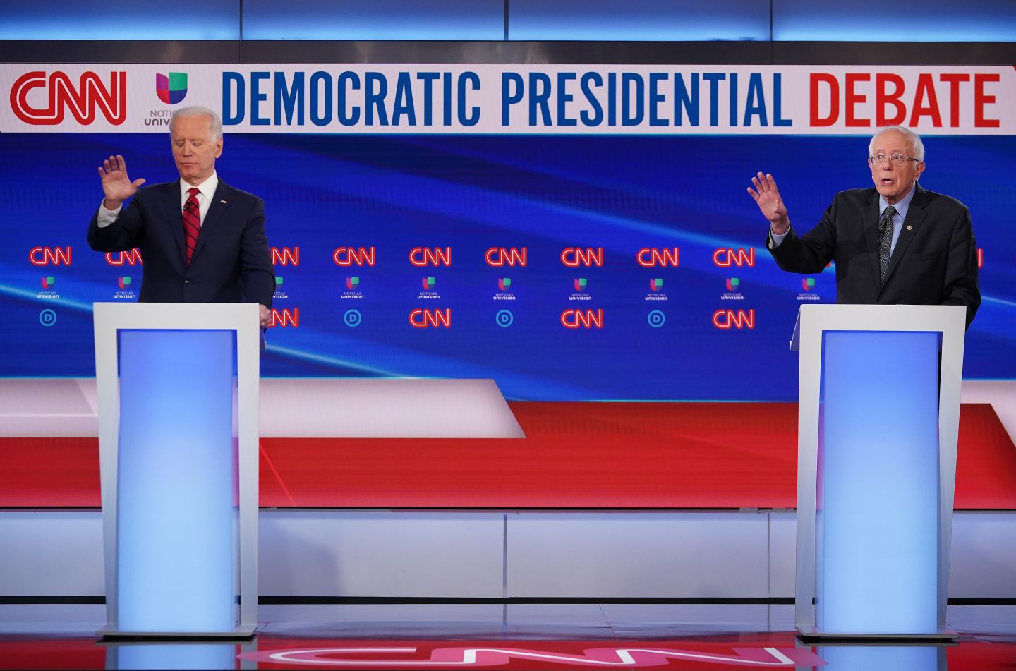 US-POLITICS-VOTE-DEMOCRATS-DEBATE