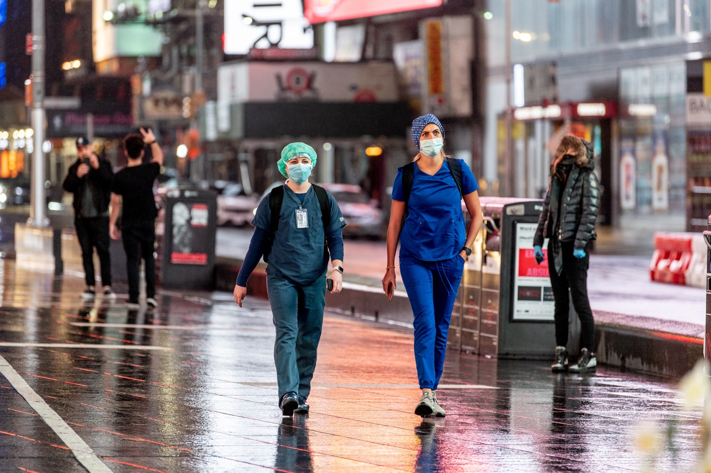 What stir-crazy New Yorkers are calling 311 to complain about now