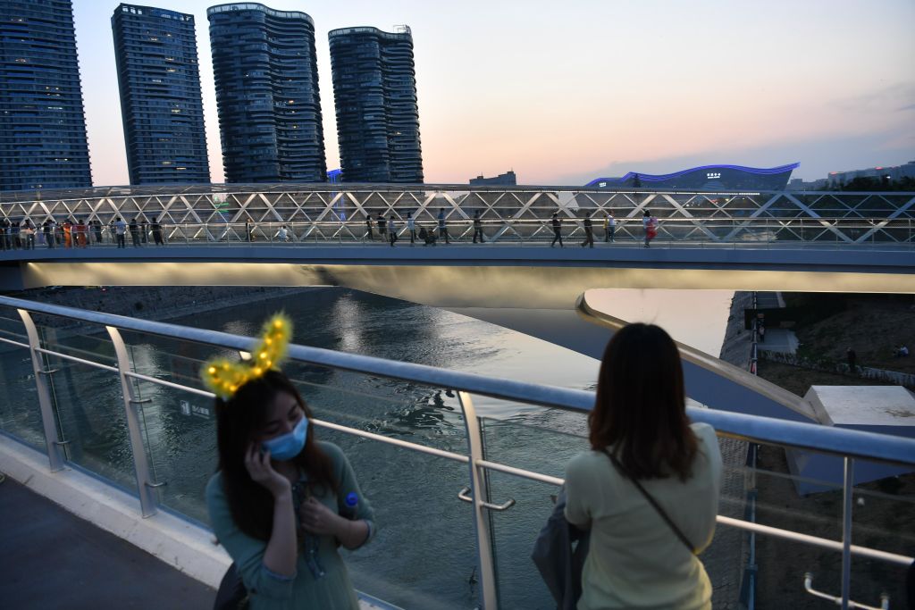 'Mobius Strip' Shaped Bridge In Chengdu