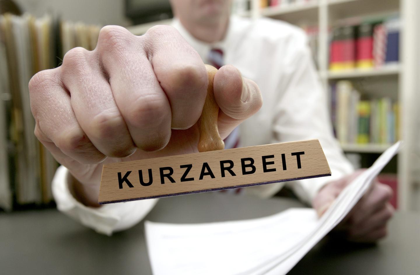 U.S. small business aid is marred by delays and confusion. German businesses have it ‘in my bank account the next day’