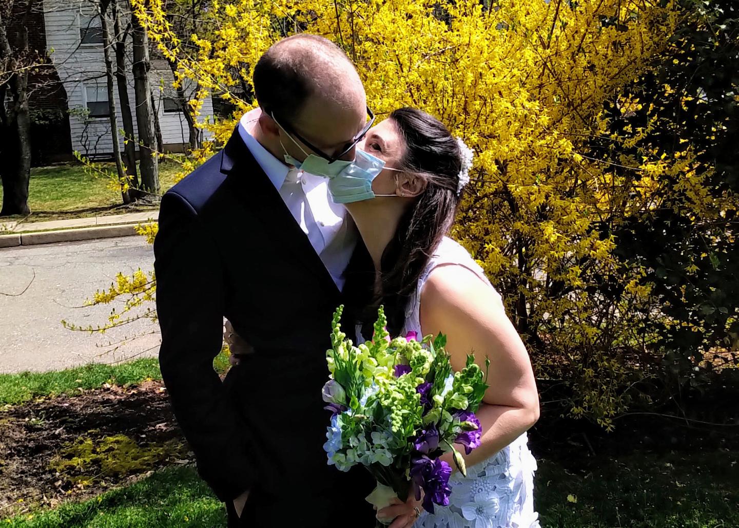 Couples turn to ‘minimonies’ to salvage wedding plans