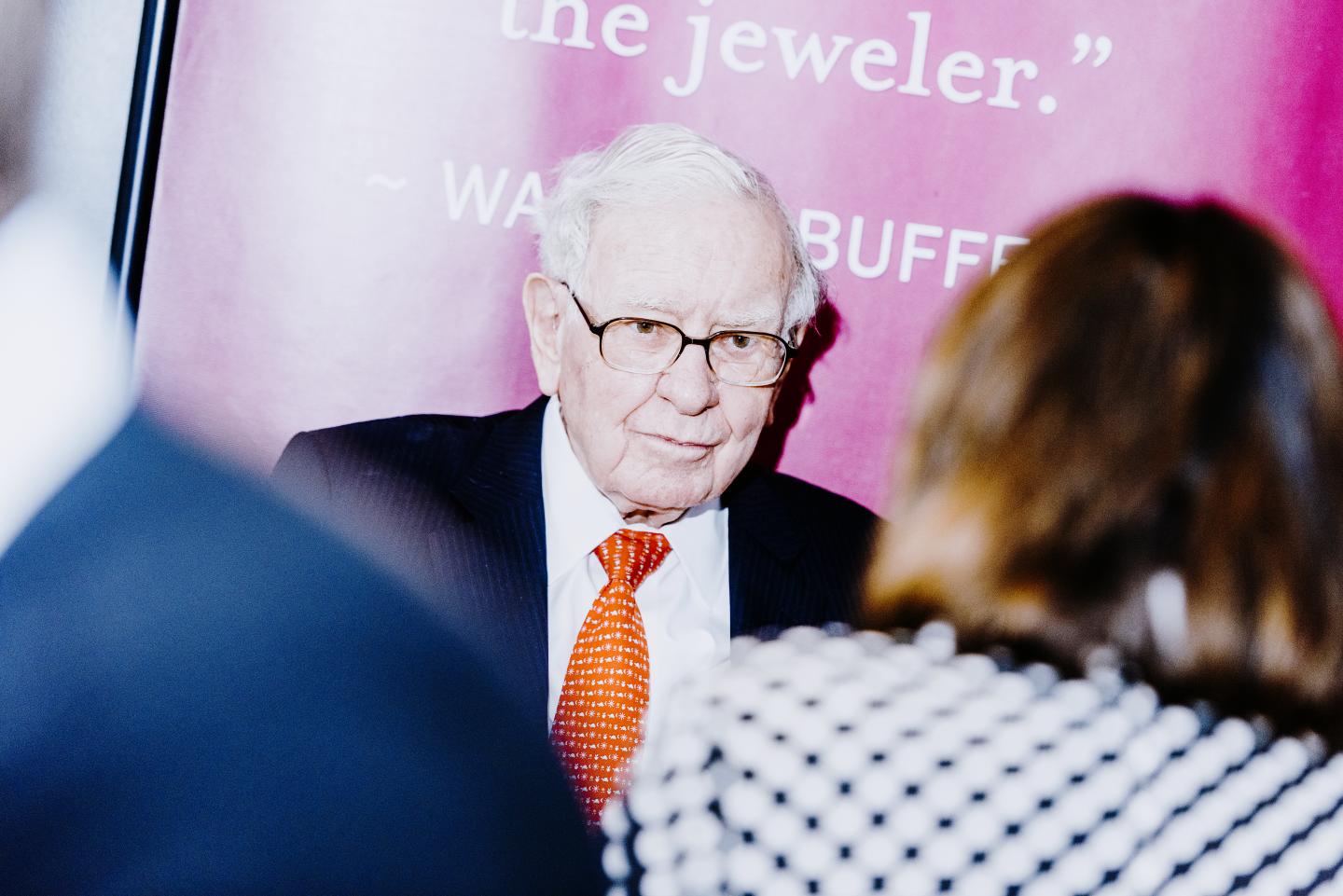 How to watch Warren Buffett’s Berkshire Hathaway annual meeting, for free without cable