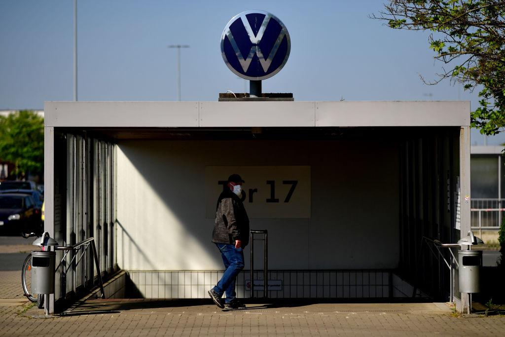 ‘Cash for clunkers’: German auto giants ask for government help to stoke demand