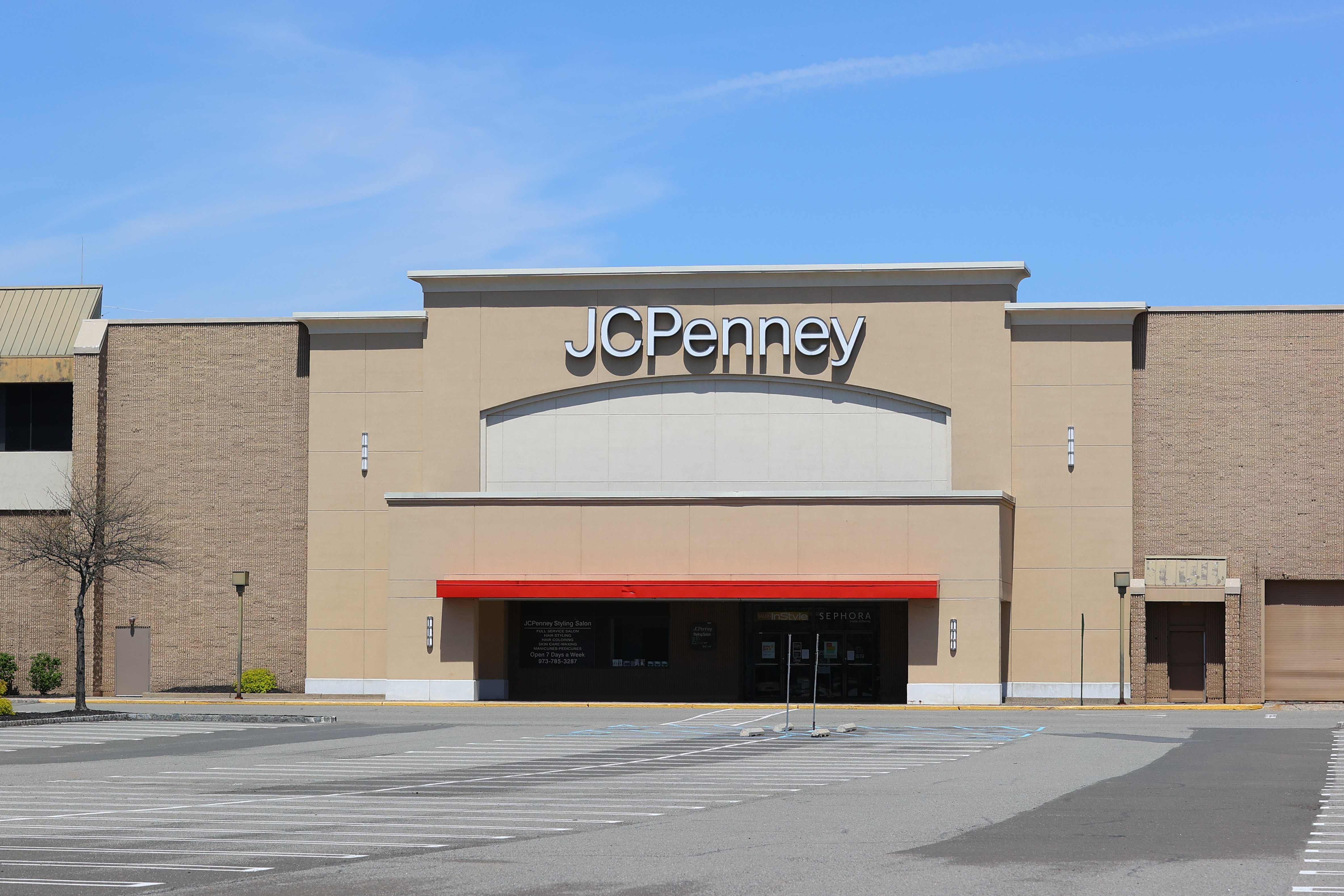 WAYNE, NJ - MAY 02:  A general view of an empty parking lot in front of a closed JC Penney store at the Willowbrook Mall  during the covid-19 pandemic  on May 2, 2020 in Wayne, NJ.   (Photo by Rich Graessle/Icon Sportswire via Getty Images)
