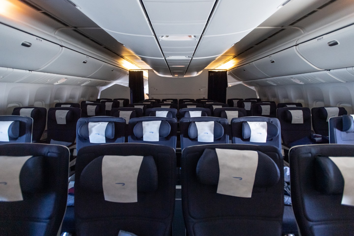 International Flight Operations Airlines Crawl Out of Virus Lockdown