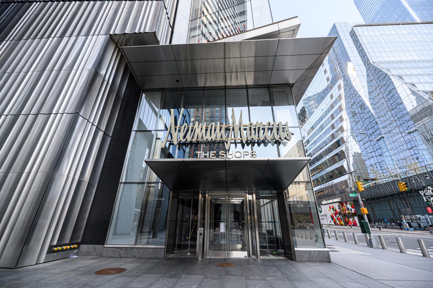 Neiman Marcus nears bankruptcy deal in Pimco-led takeover