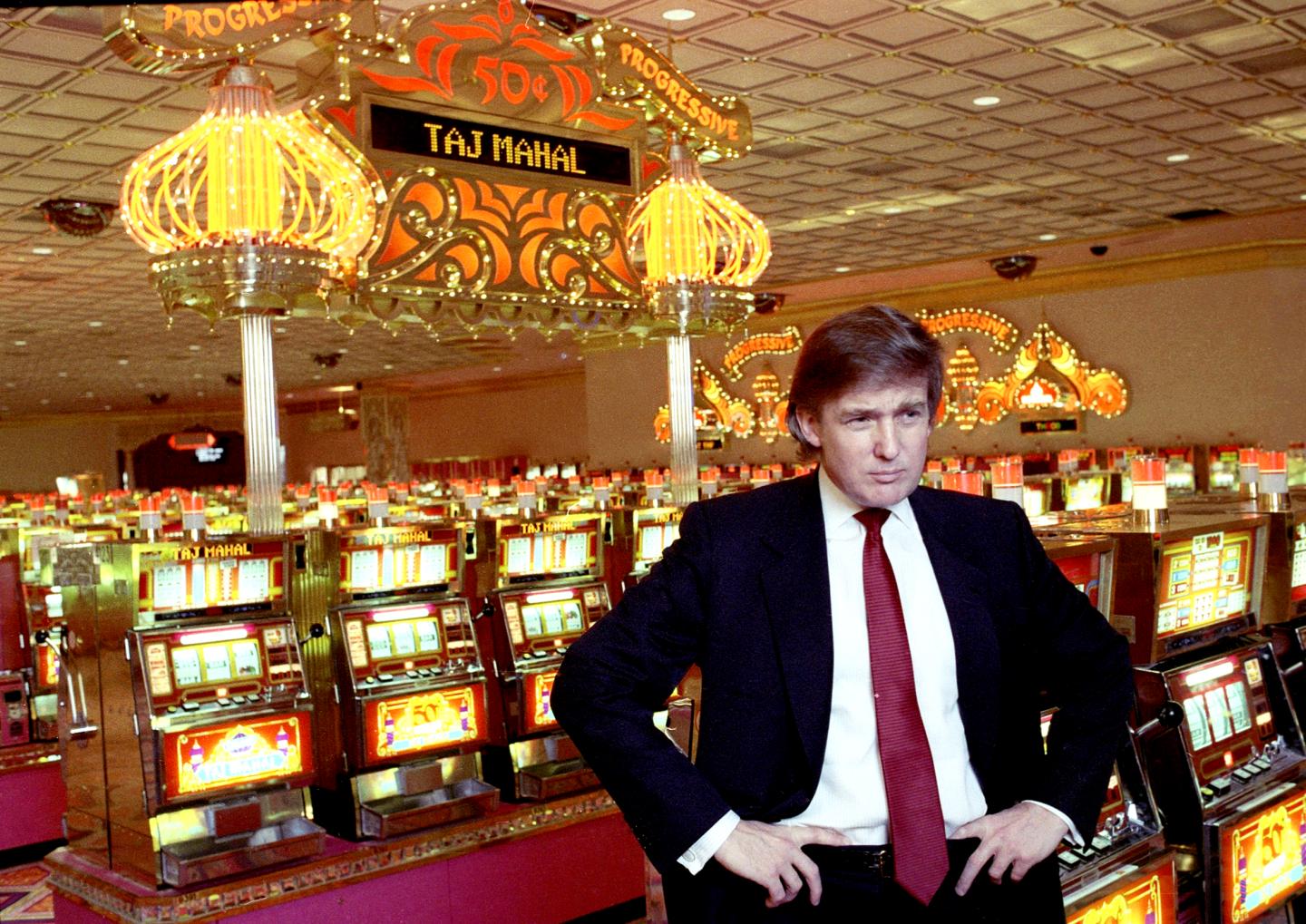 Carl Icahn files plans to raze a former Trump casino in Atlantic City