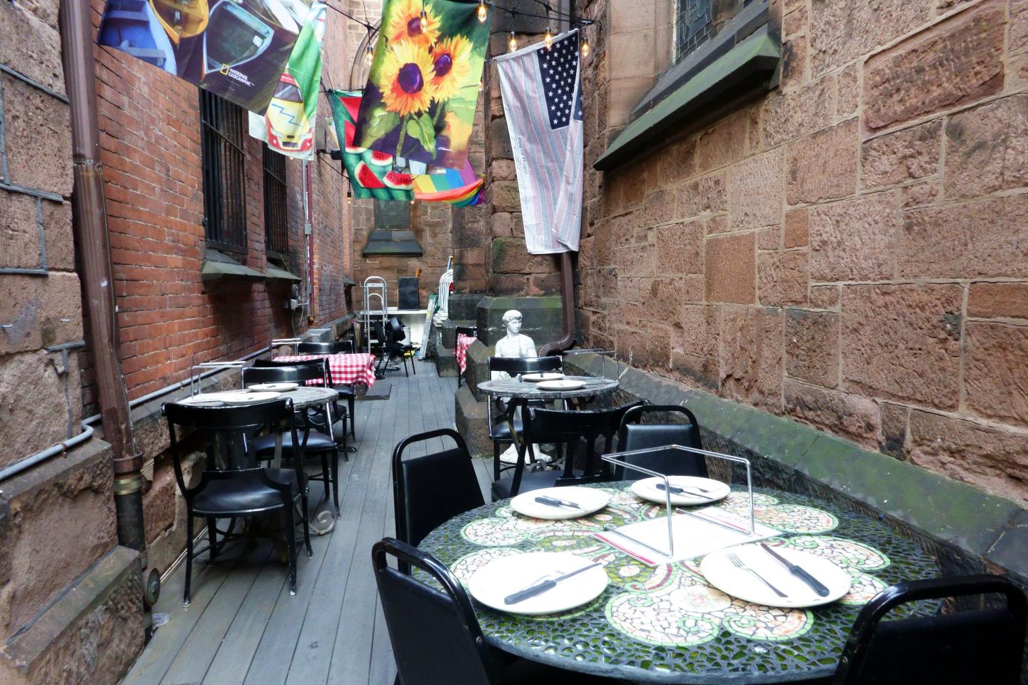 New Yorkers may be able to dine outside at restaurants in July