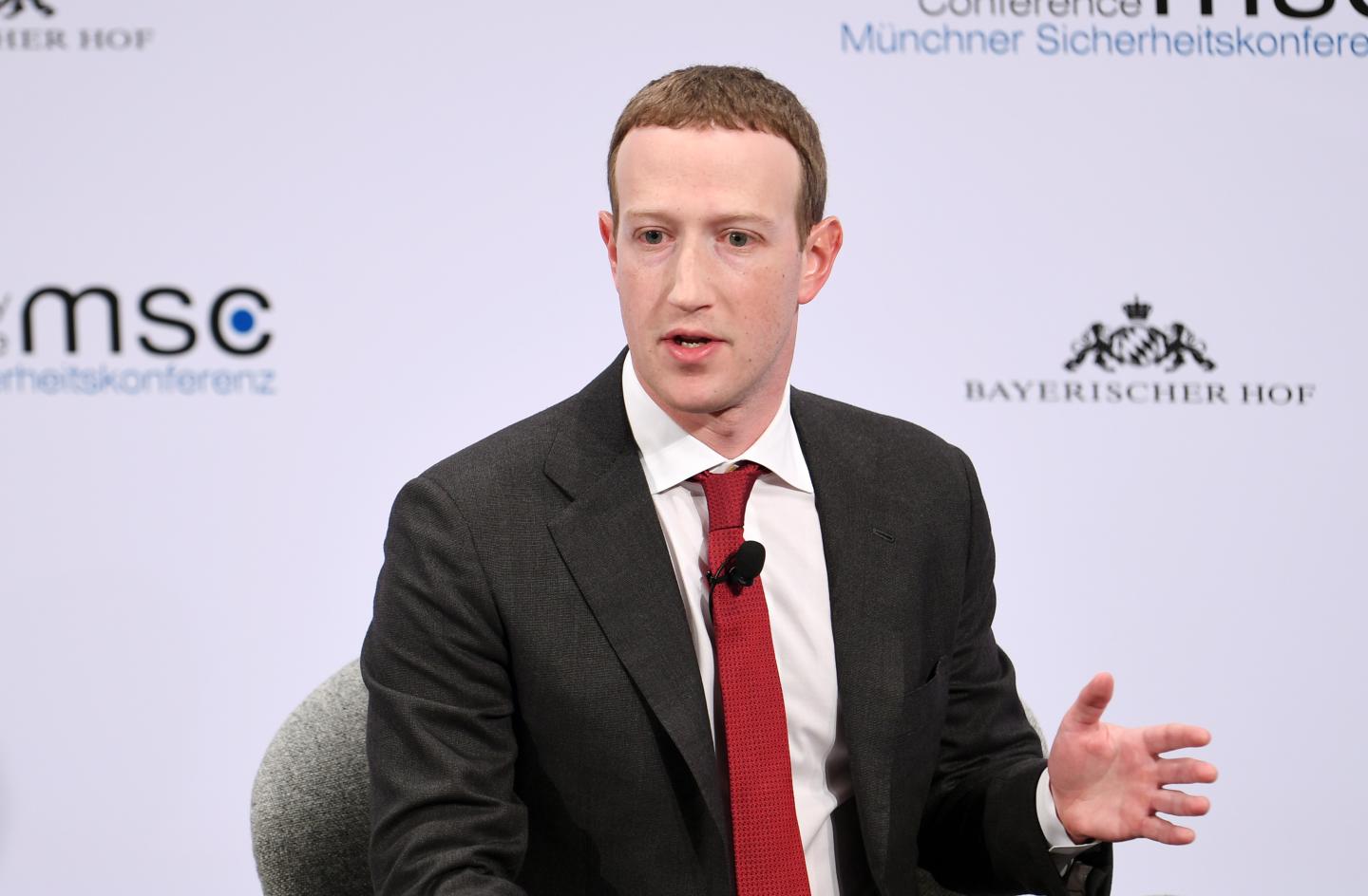 Facebook’s Zuckerberg defends his handling of Trump post to staff