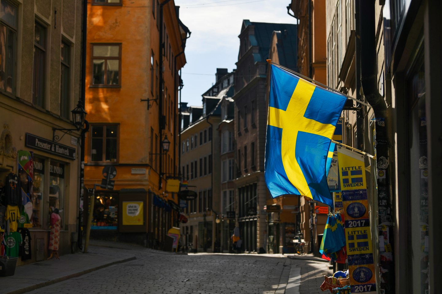 As a deadly second wave grips the country, exhausted front line workers are quitting in worrying numbers. Wire photography: Mikael Sjoberg—Bloomberg via Getty Images