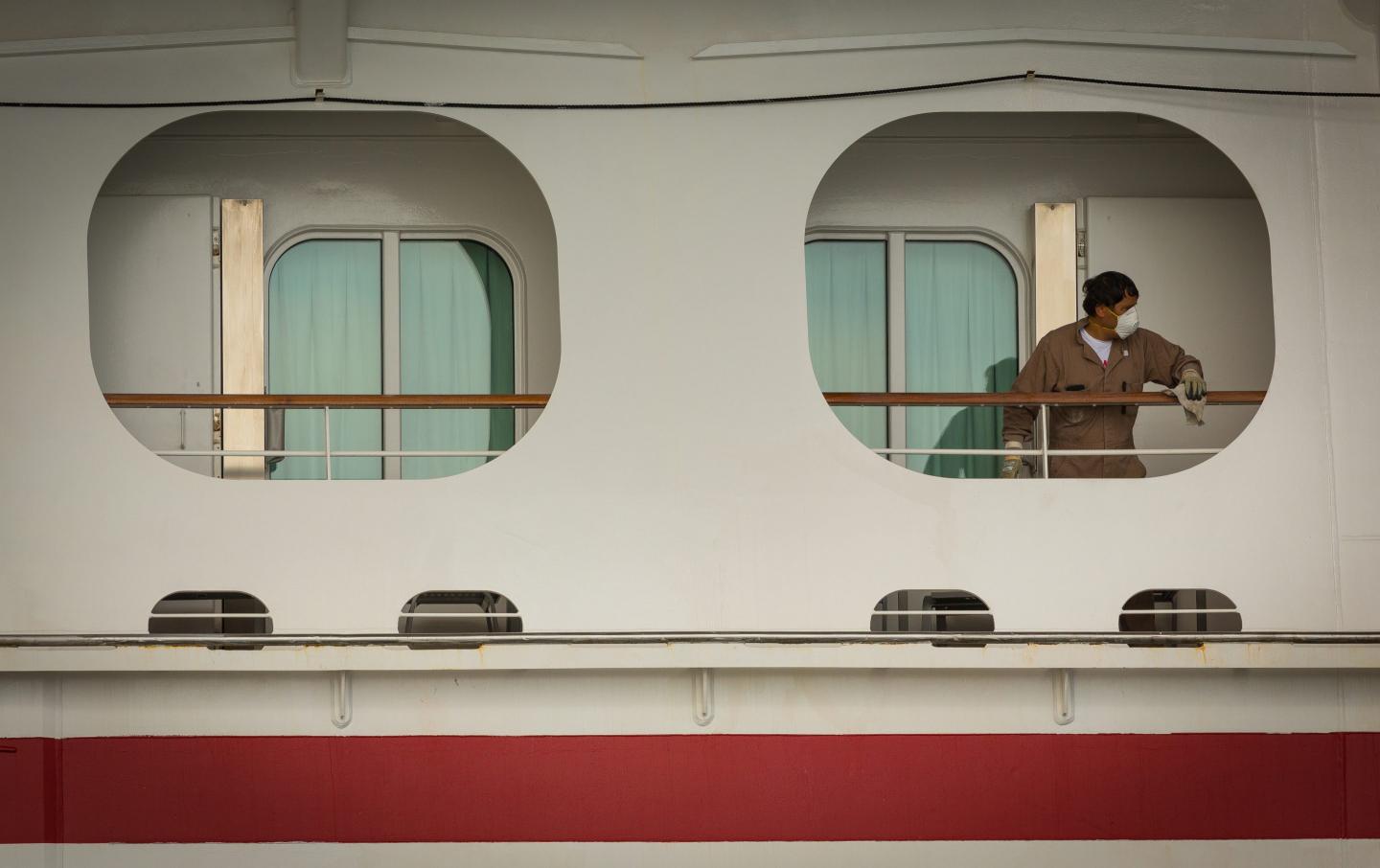 A cruise-free summer: Carnival and its rivals extend cruising suspension through September