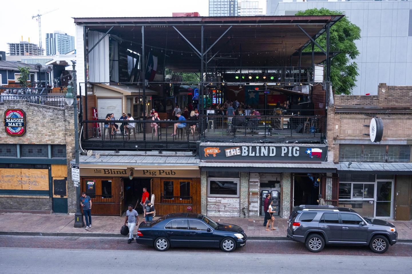 Texas gets a taste of what re-closing the state looks like