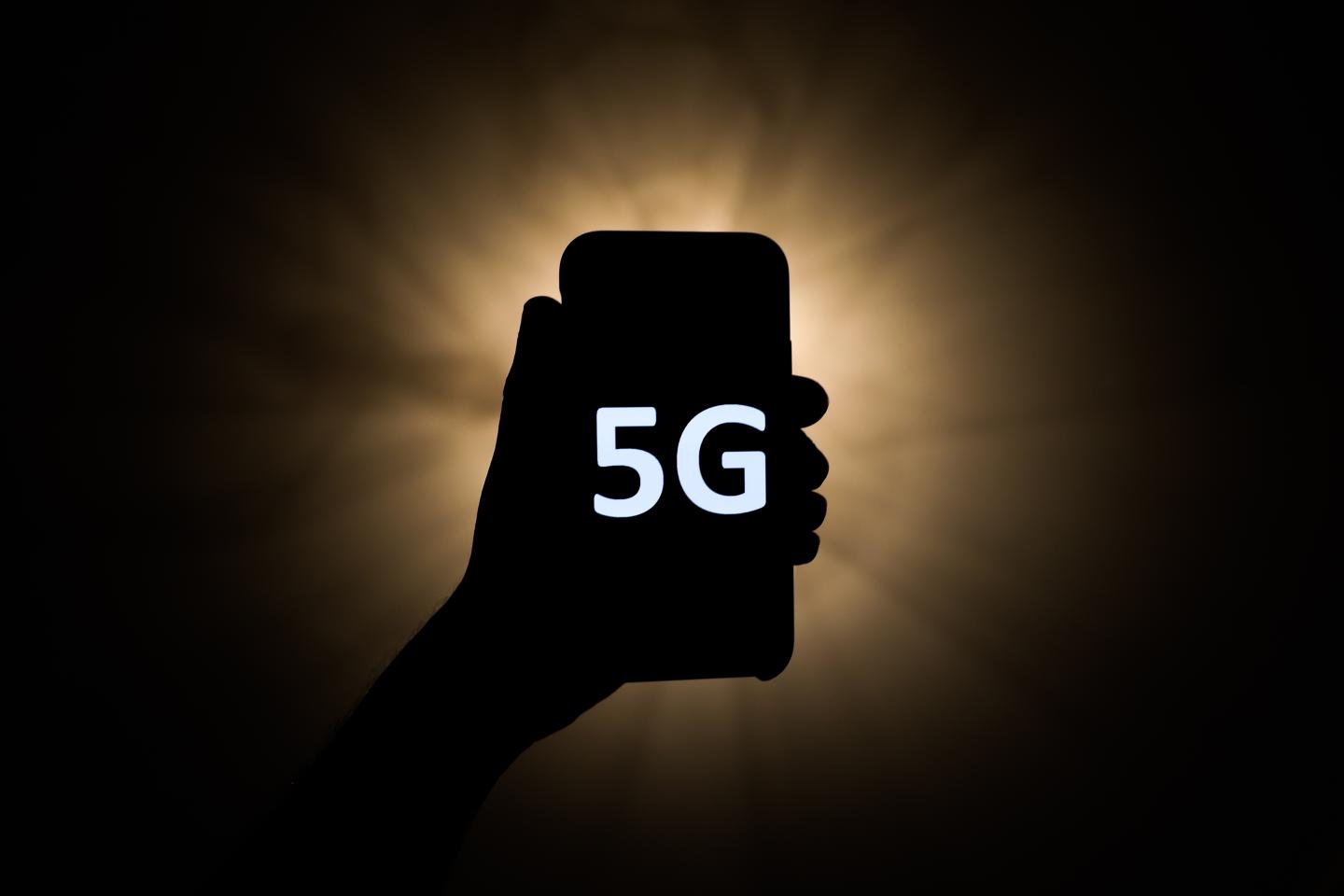 5G won’t be a financial cash cow for wireless carriers, report says