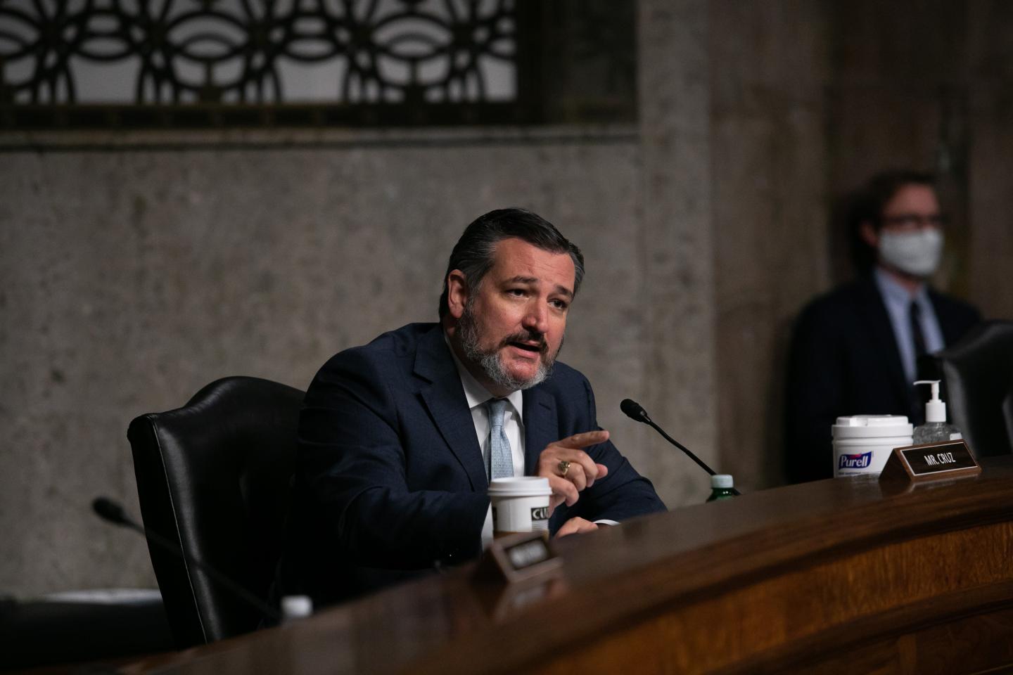 Parler is the new Twitter for conservatives. Here’s what you need to know