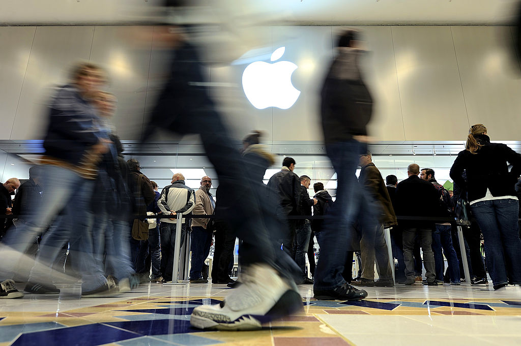 FRANCE-TECHNOLOGY-COMPANY-APPLE