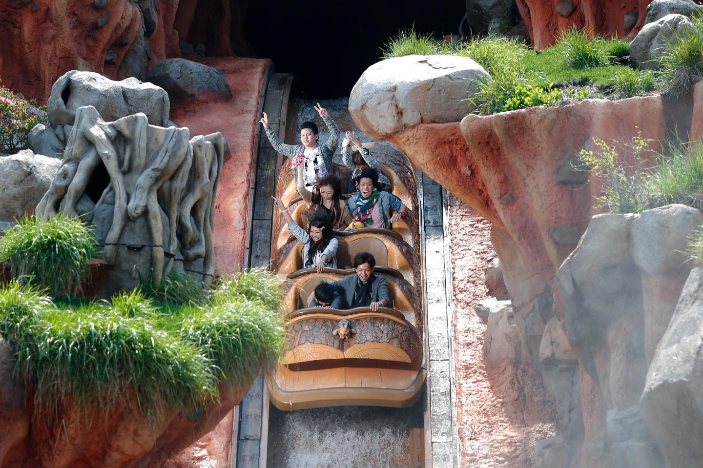 Why one Disney park might keep Splash Mountain’s controversial theme, which critics call racist