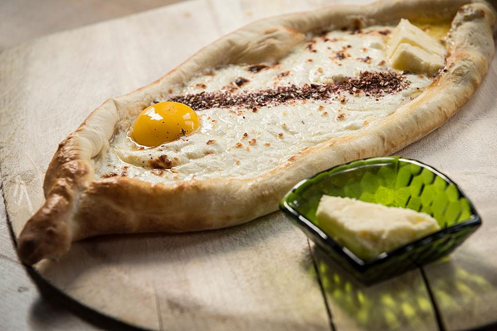 Georgia’s staple cheesy bread is more than Instagram bait. It’s an economic indicator