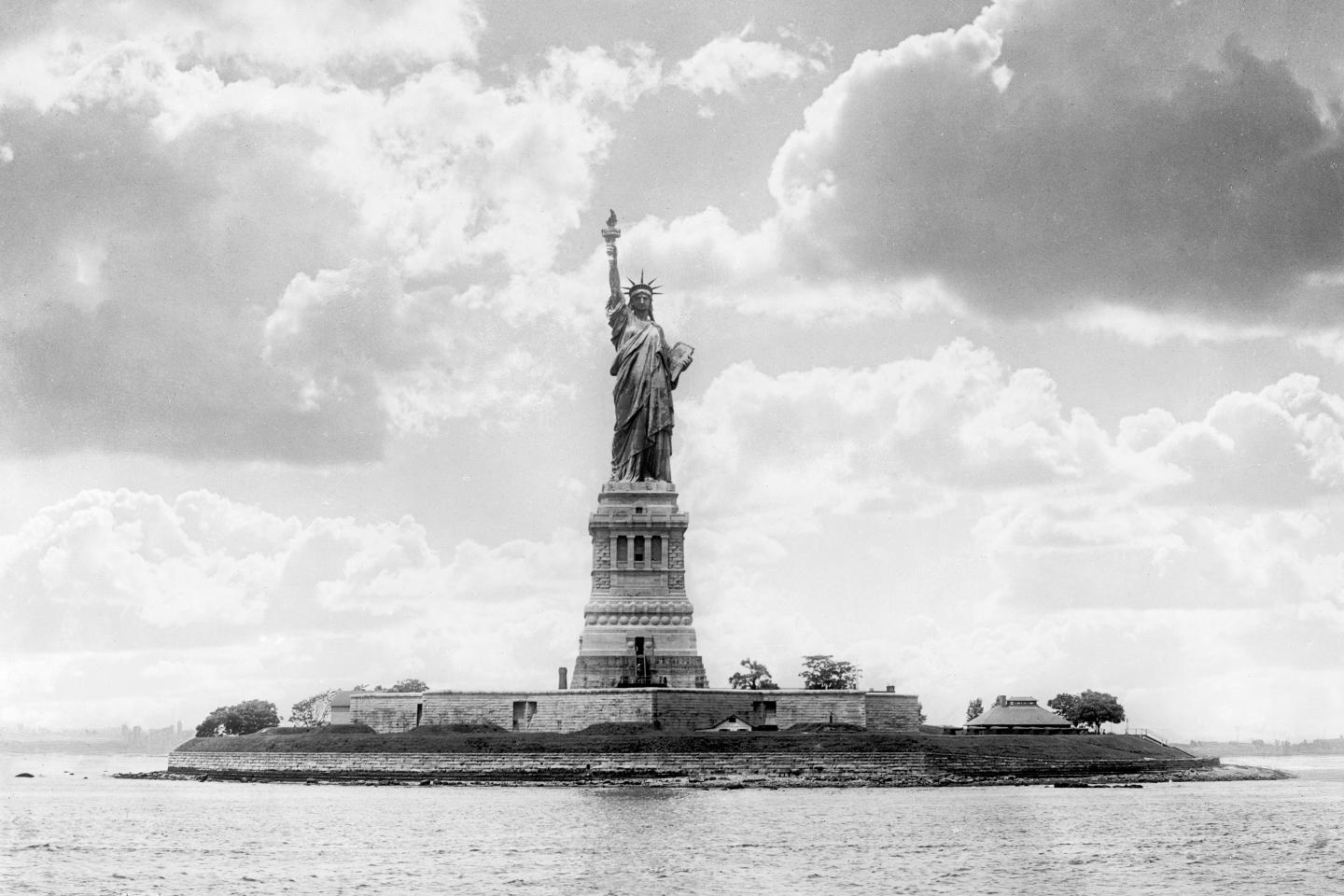 The Statue of Liberty’s origin in photos