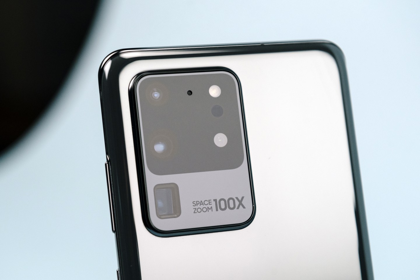 Galaxy S20 Ultra Camera-Lens Features