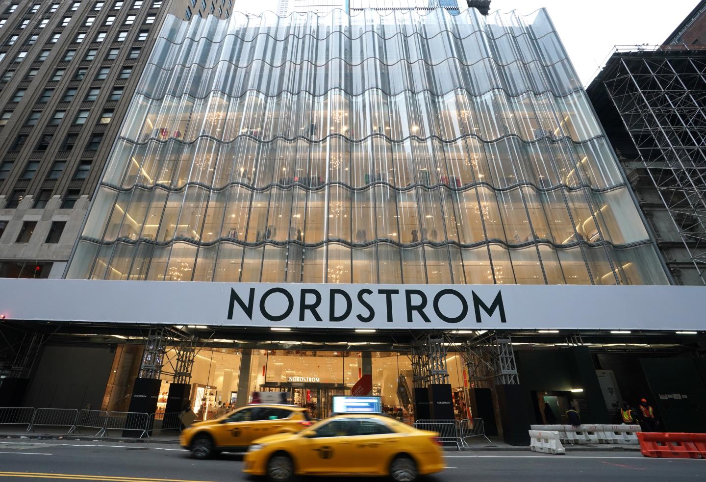 Malls are dying, but Nordstrom has no intention of being dragged down with them