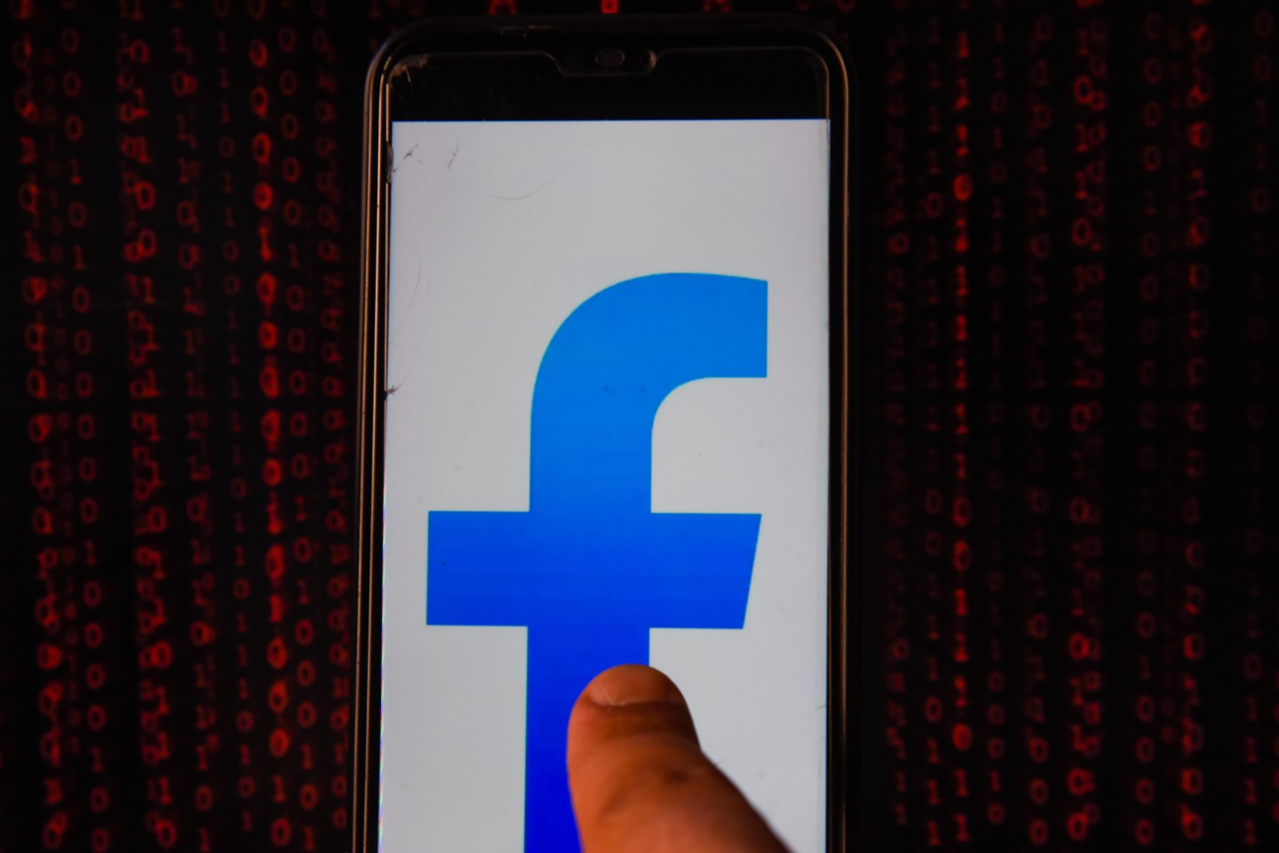 Facebook may ban political ads ahead of November election