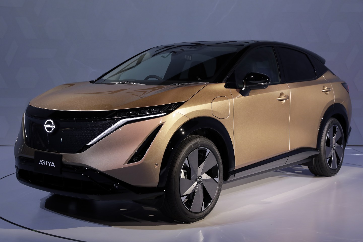 Nissan Motor CEO Makoto Uchida and New Electric Crossover Ariya