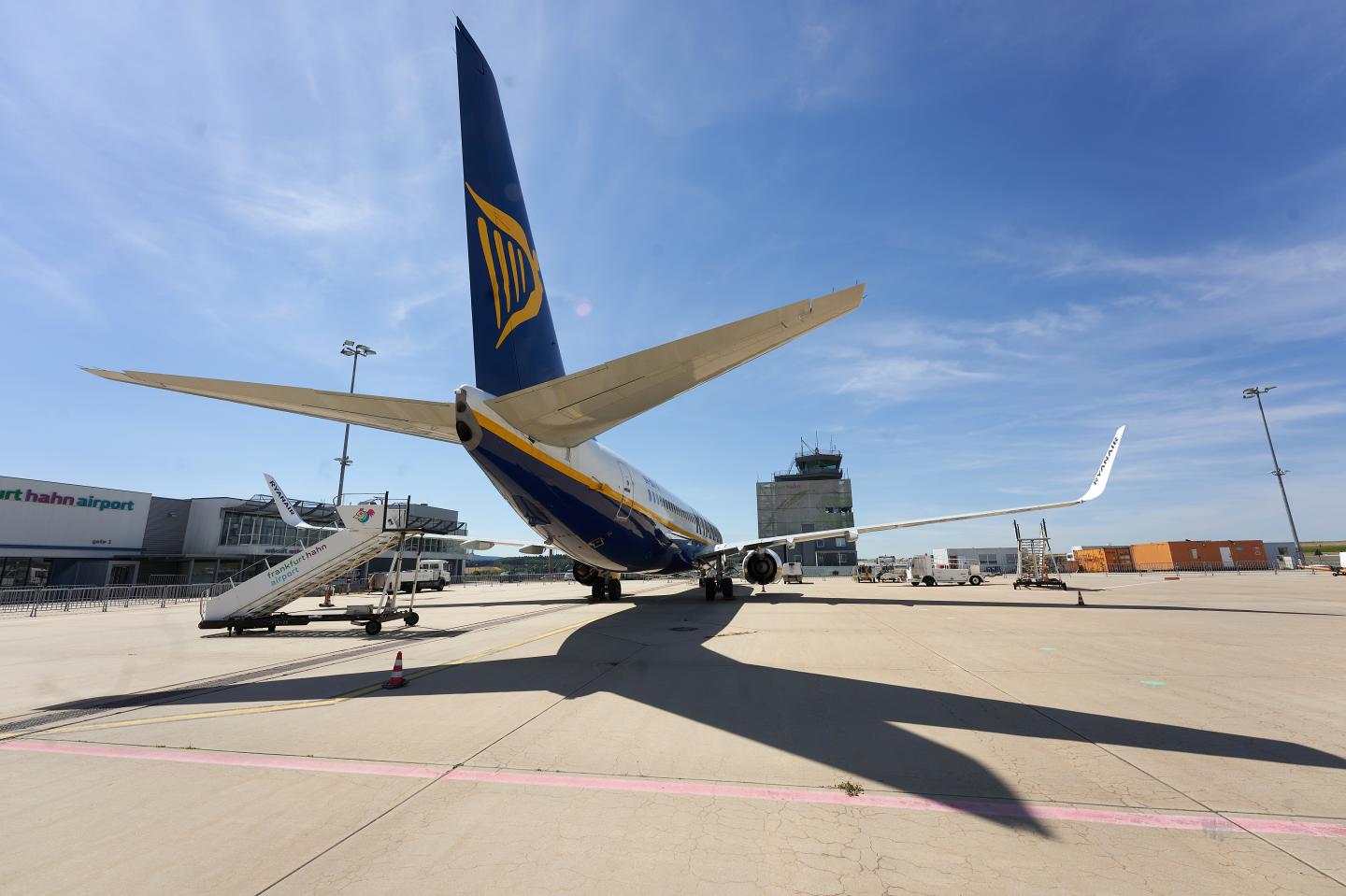 Ryanair is ‘essentially’ writing off its business until Europe can improve its COVID vaccine rollout