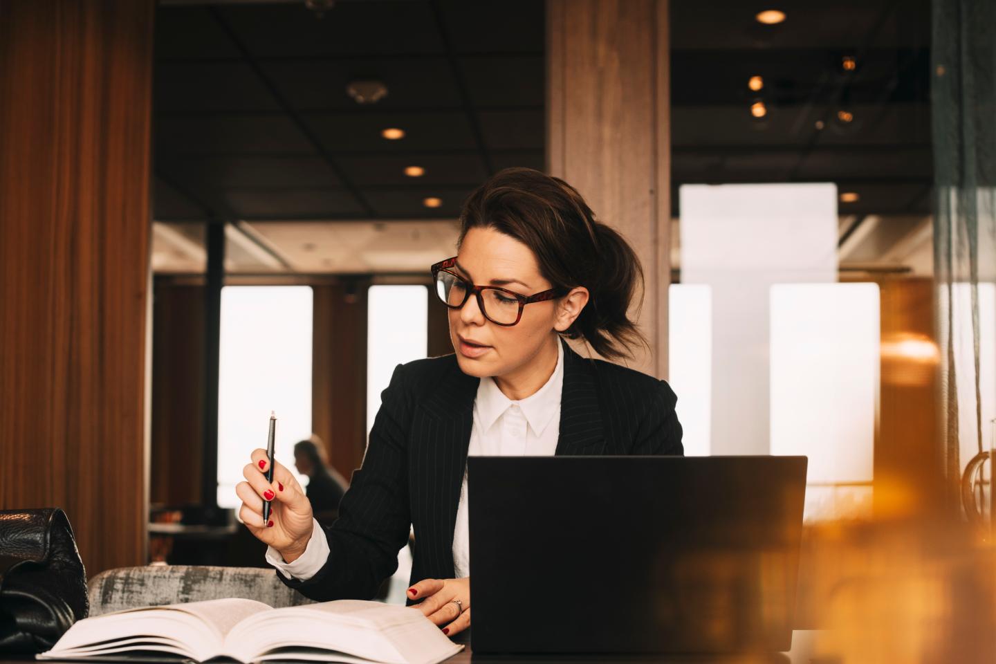 Looking for a job in finance? These Fortune 500 banks have the most job openings