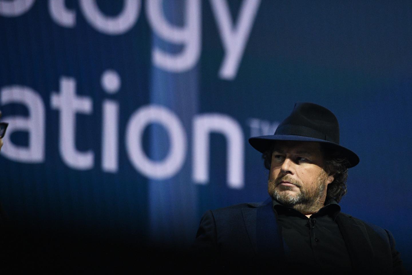 After blockbuster quarter, Salesforce lays off nearly 1,000 employees