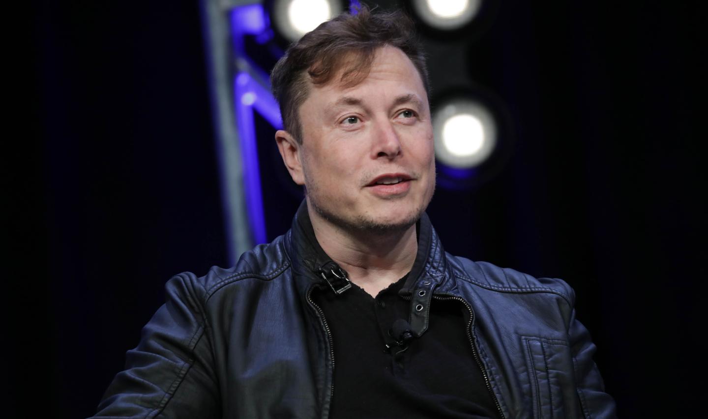 Elon Musk’s brain company plans a big reveal on Friday. Here’s what we already know