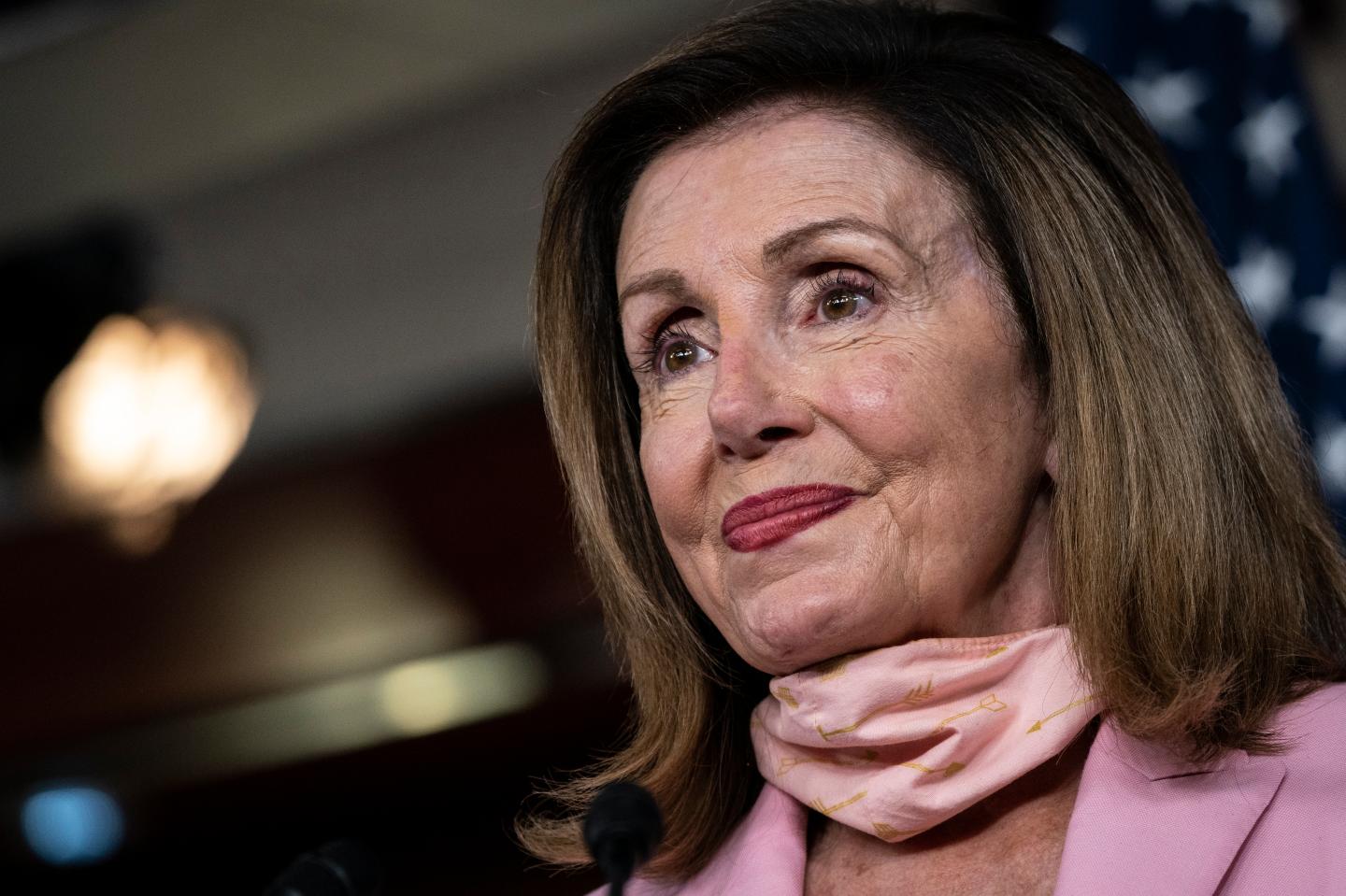 Stimulus update: White House reaches out to Pelosi to restart negotiations on checks and unemployment benefits