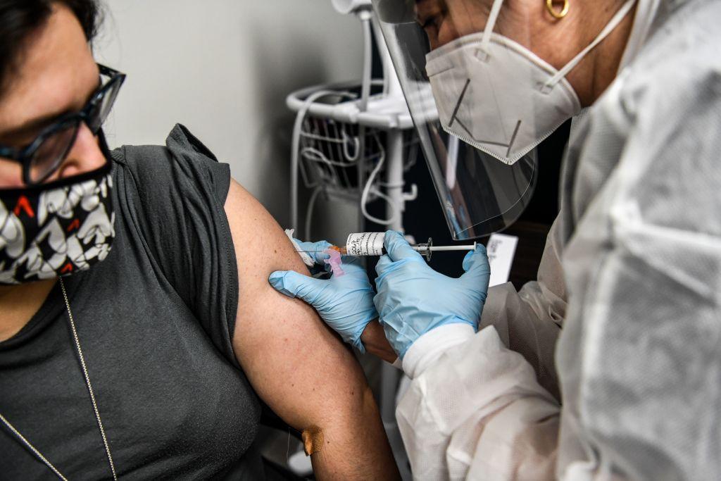 TOPSHOT-US-HEALTH-VIRUS-VACCINE-TRIALS