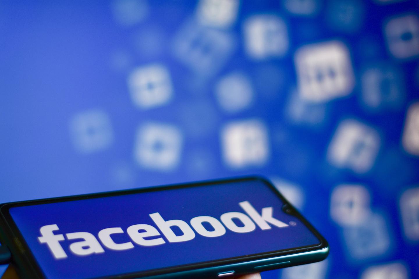 Facebook enlists researchers to study its impact on 2020 election
