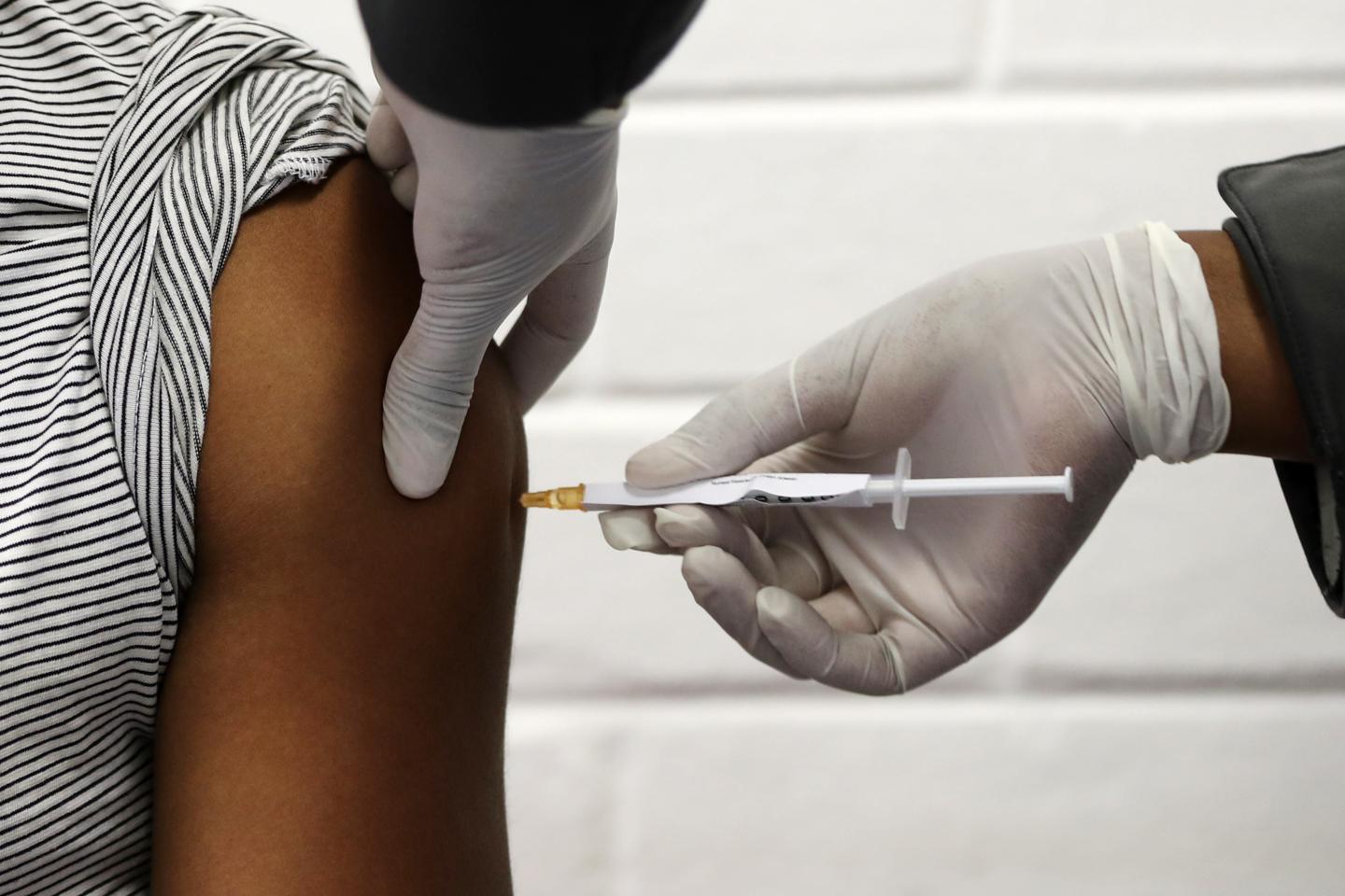 Oxford-Vaccine-Trials-Kaiser-Health-News