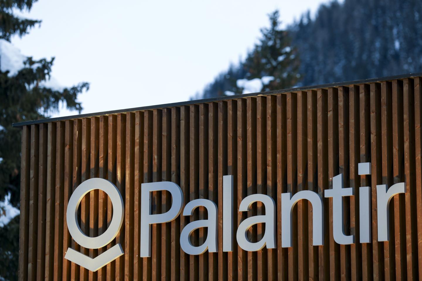 Palantir and Asana to test investor hunger for direct listings this week