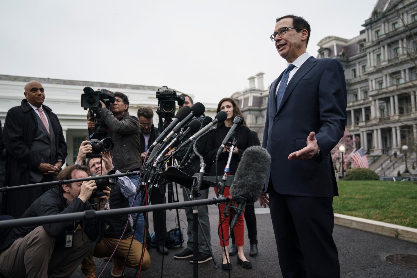 Congress and Trump to restart stimulus negotiations as $300 unemployment benefit expires