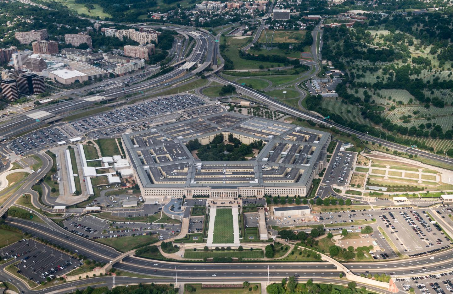 Pentagon reaffirms Microsoft’s $10 billion JEDI cloud contract amid Amazon’s challenge