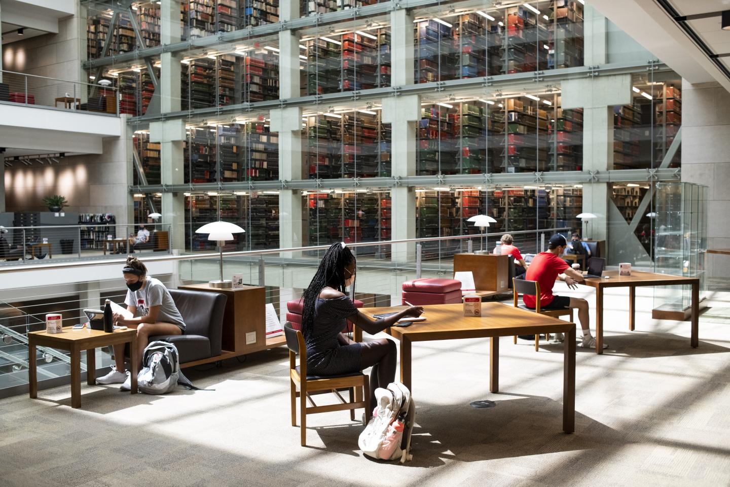 college students studying