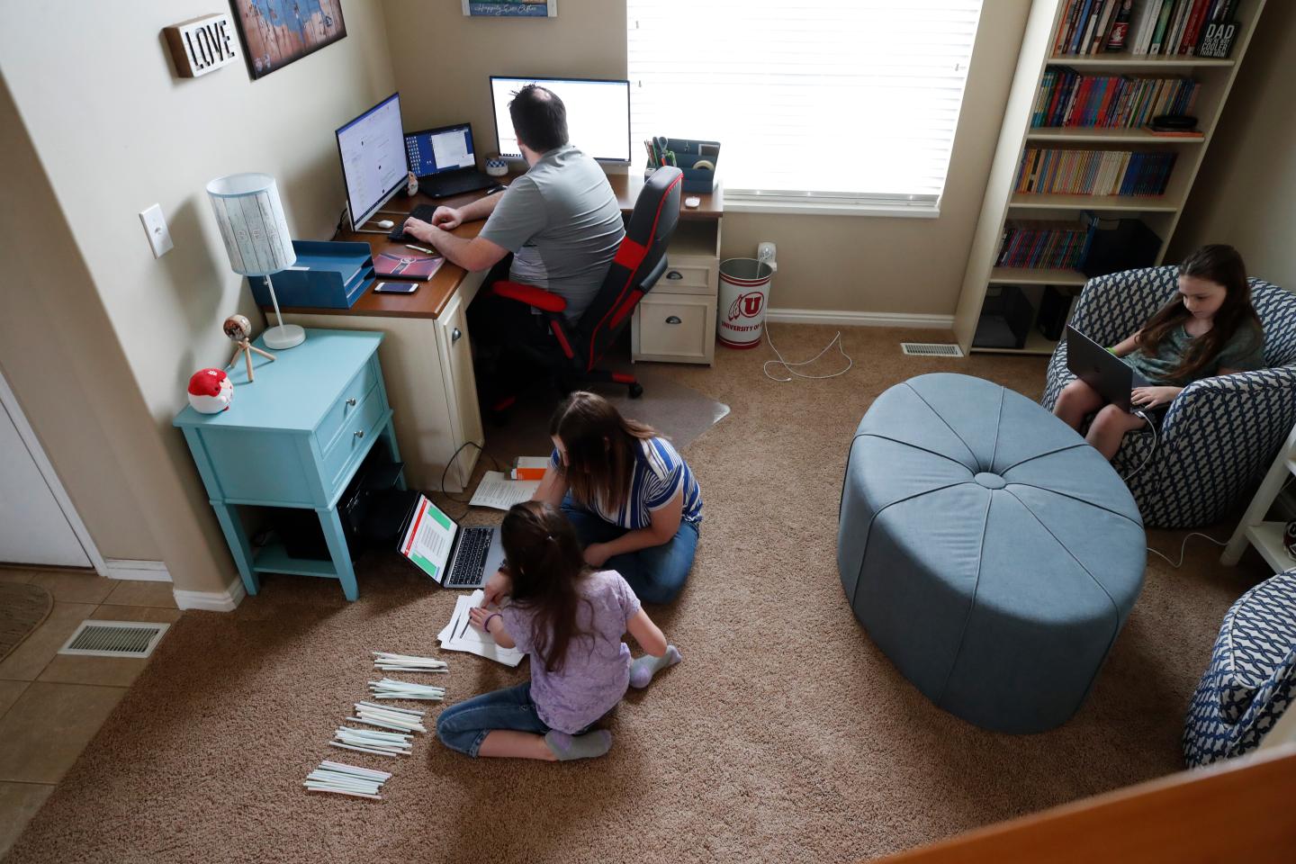 Need to entertain your kids? These educational apps may help