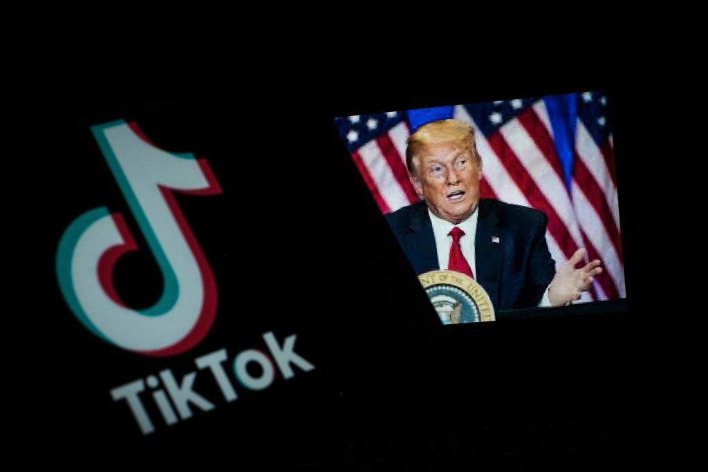 Who will control the new TikTok? A key question threatens the deal Trump ‘blessed’