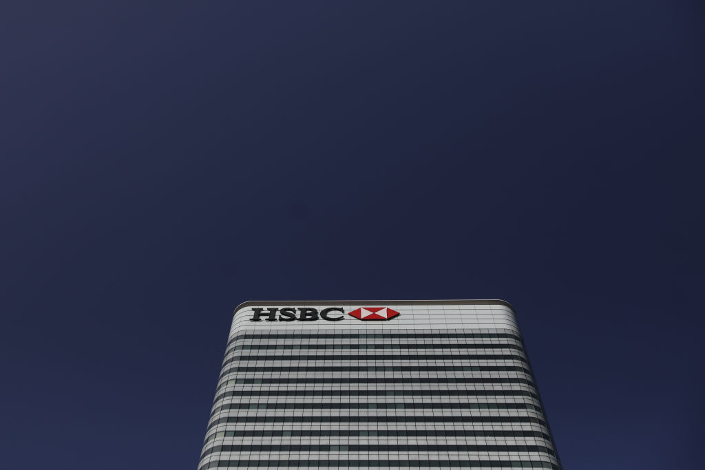 Banks' Job Cull Returns With Cuts Topping 60,000 in 2020