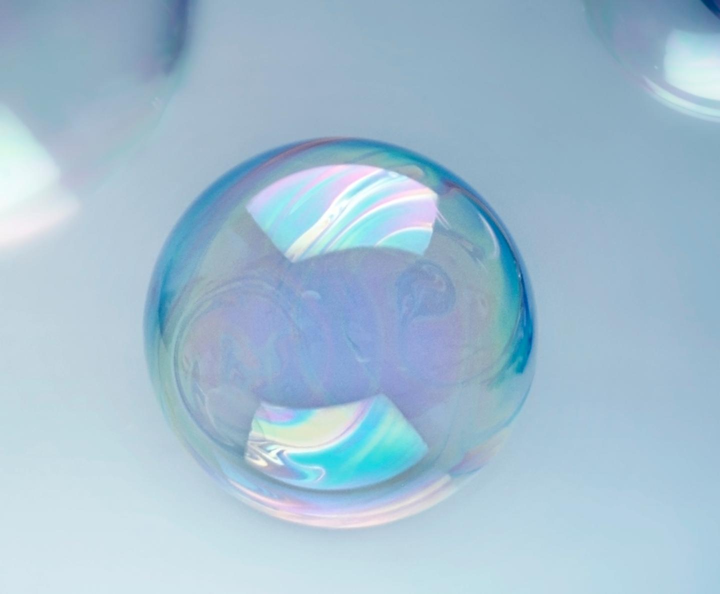 3 ways tech stocks resemble the 2000 bubble—and one way they don’t