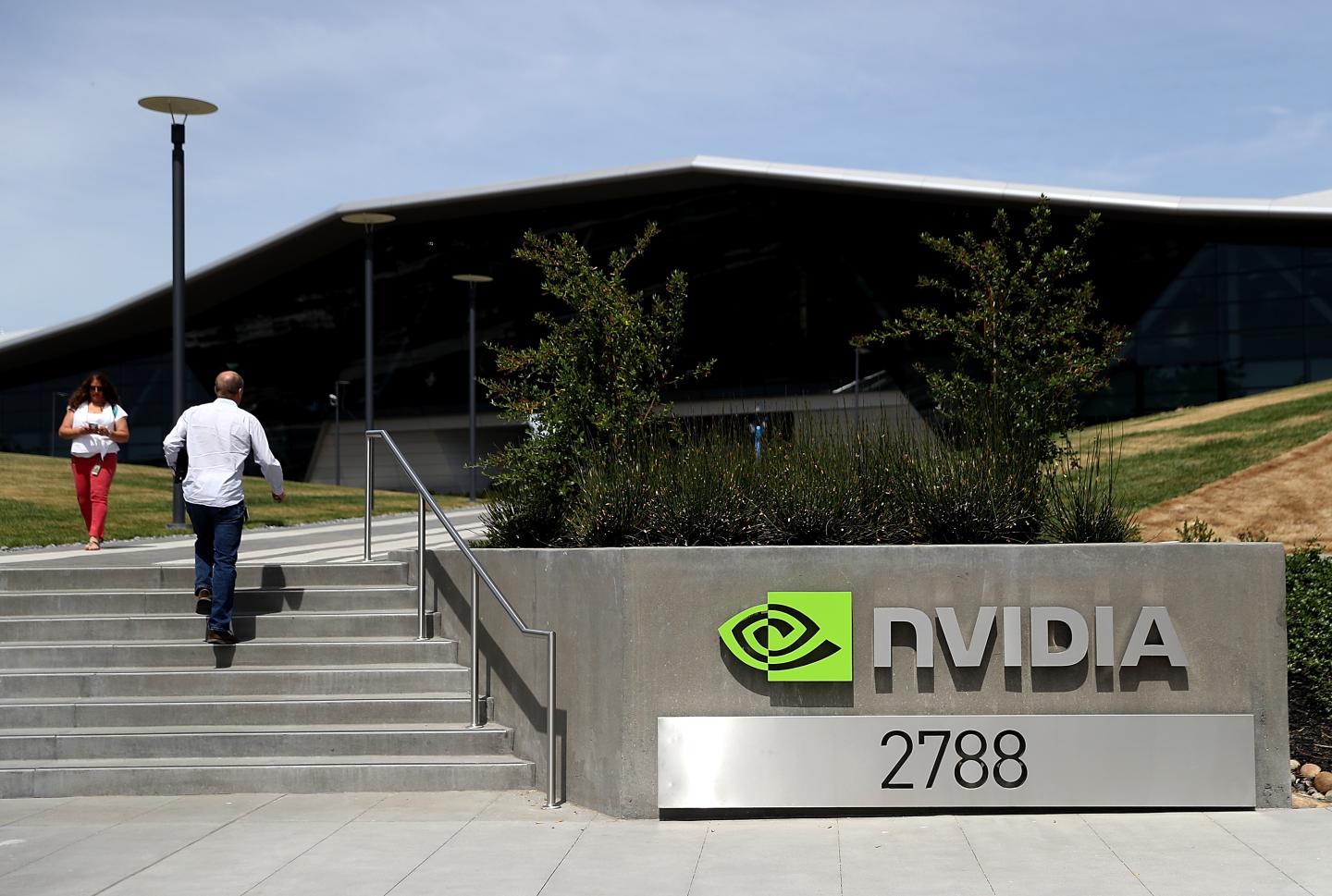A flurry of M&A deals lifts global stocks. Yes, even tech stocks