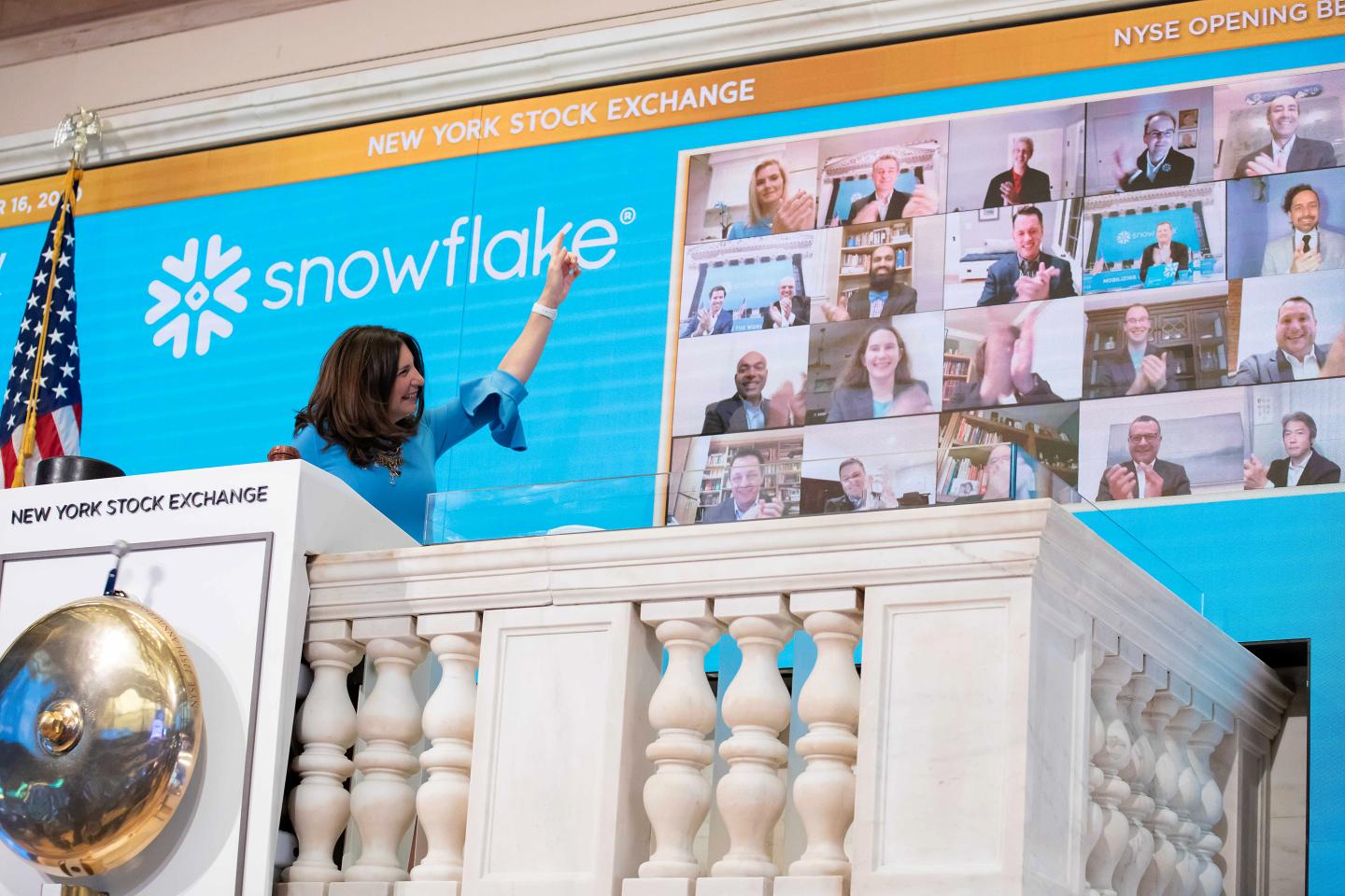 Snowflake-NYSE-Bell Podium