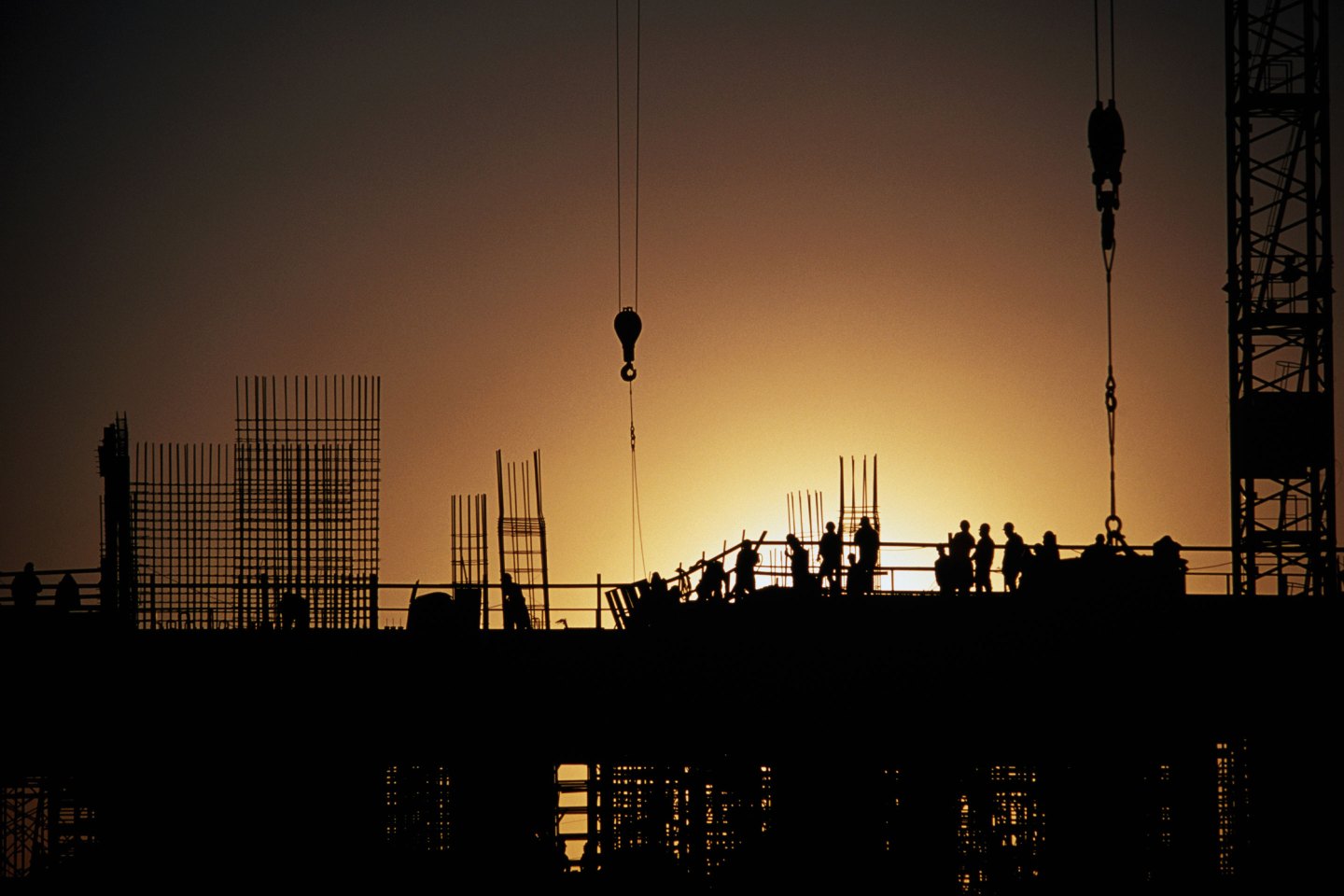 10.28.20.Construction.gettyimages-284350-003-2048x2048