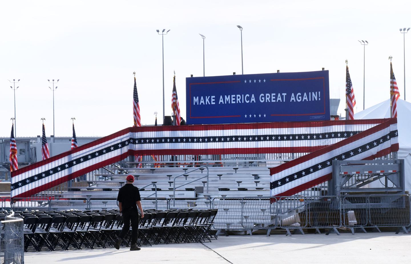 What Trump’s COVID-positive presidential campaign could look like