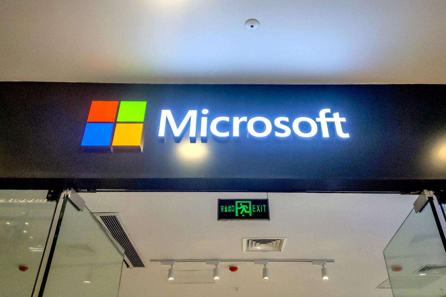 Microsoft partners with SpaceX on new push beyond the stratosphere