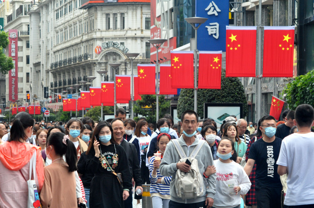 Tourists Visit Shanghai