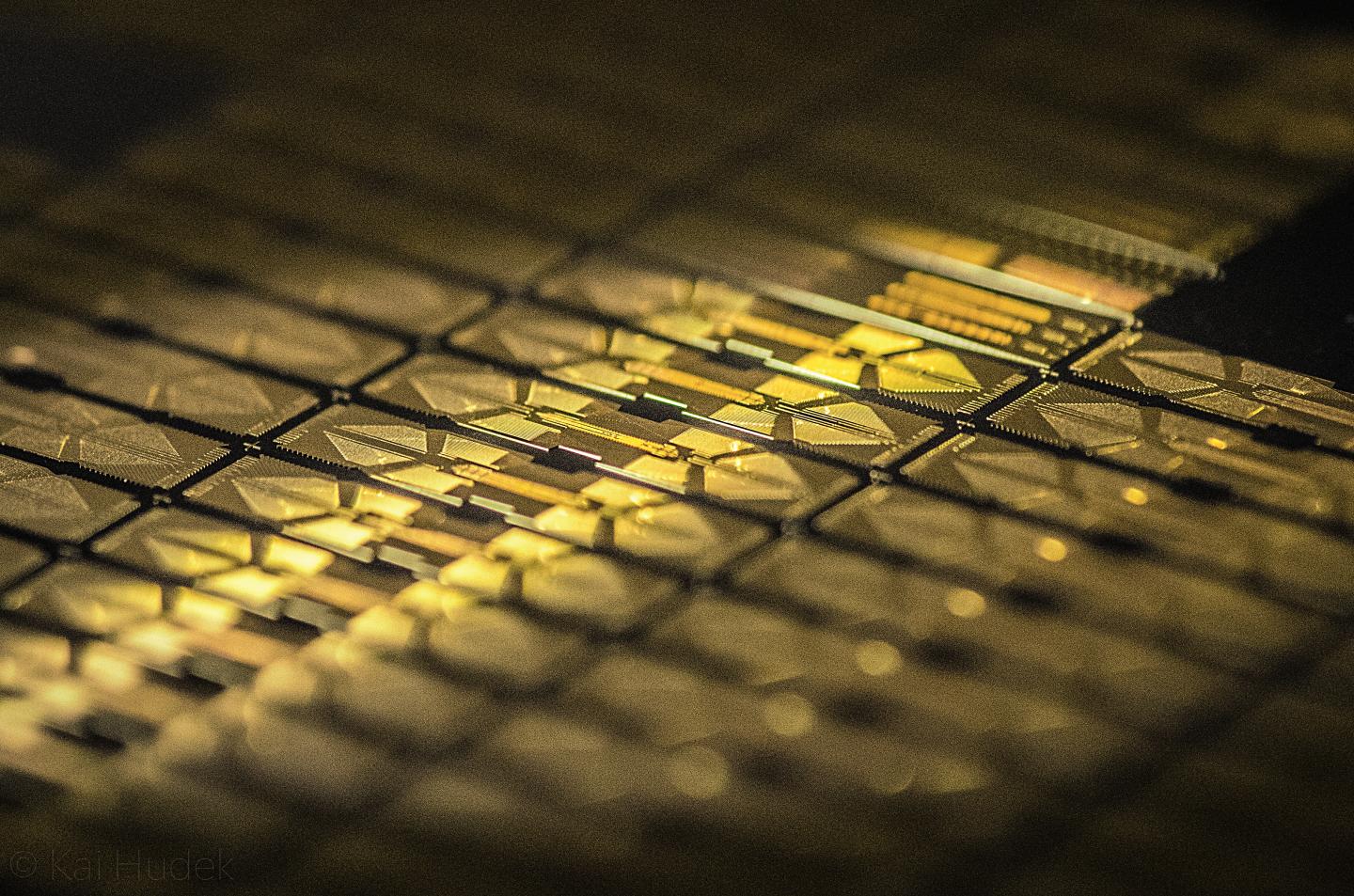 Startup IonQ drastically ups the quantum computing ante