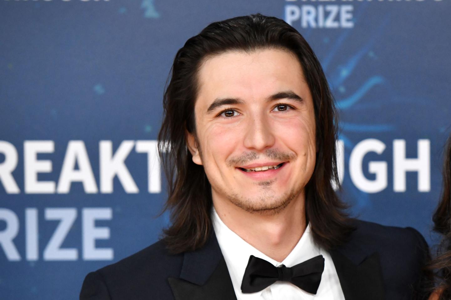 Robinhood co-founder steps down as co-CEO, leaving Vlad Tenev as sole chief ahead of a rumored IPO